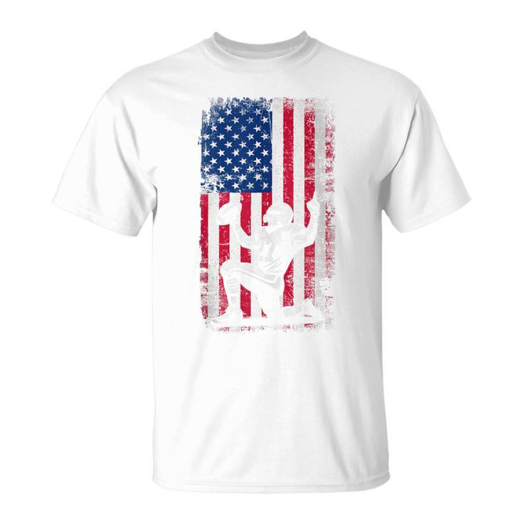 Vintage Football American Flag For Dad And Father's Day T-Shirt