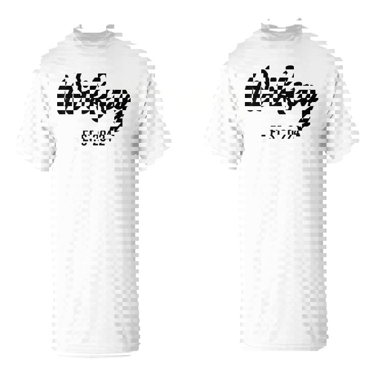 Wife Est 2024 Just Married Honeymoon Husband Wedding Couple T-Shirt