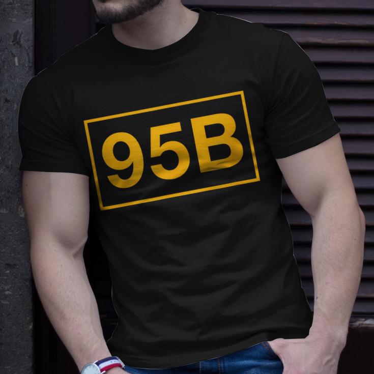 95B Military Police Officer T-Shirt Gifts for Him