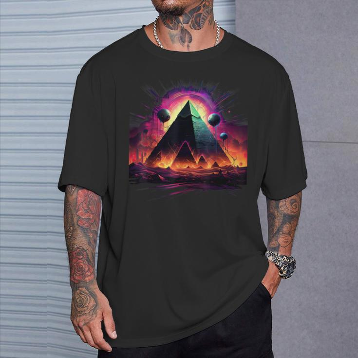 Aliens Space Ufo Ancient Egyptian Pyramids Science Fiction T-Shirt Gifts for Him