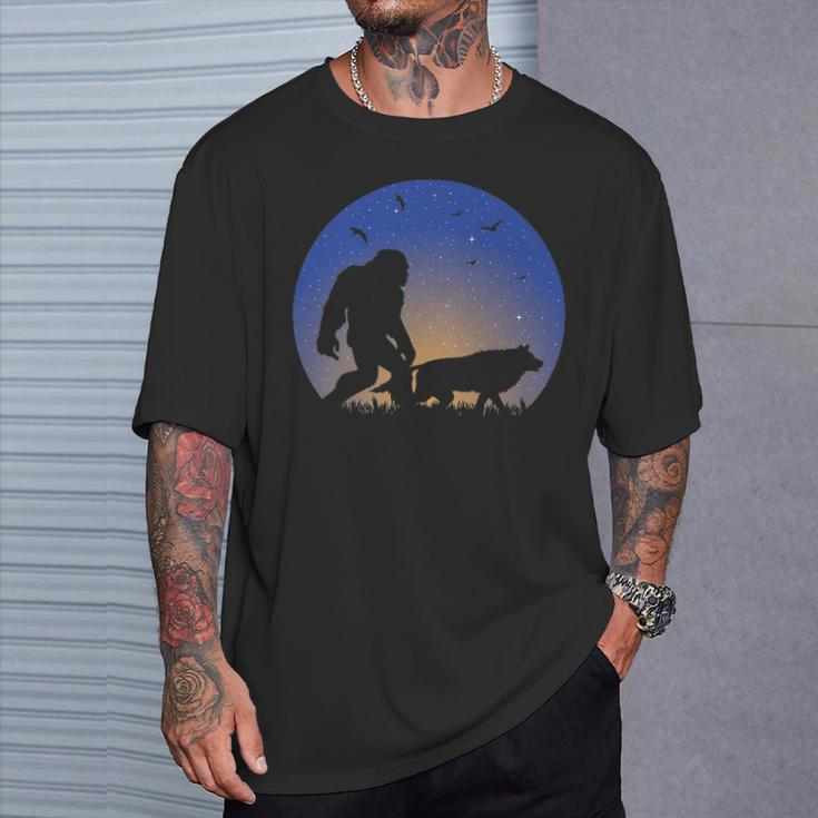 Bigfoot With Wolf Companion Silhouette Nightime Stars T-Shirt Gifts for Him