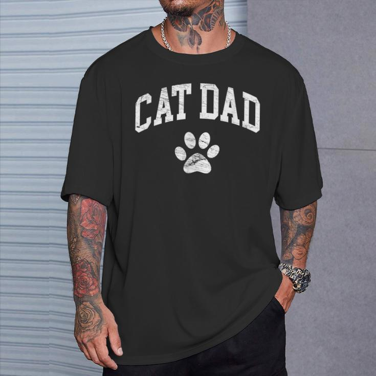 Cat Dad Vintage Distressed Cat Paw T-Shirt Gifts for Him