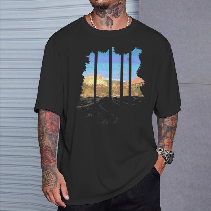 Colorado Rocky Mountains Garden Of The Gods T-Shirt Gifts for Him