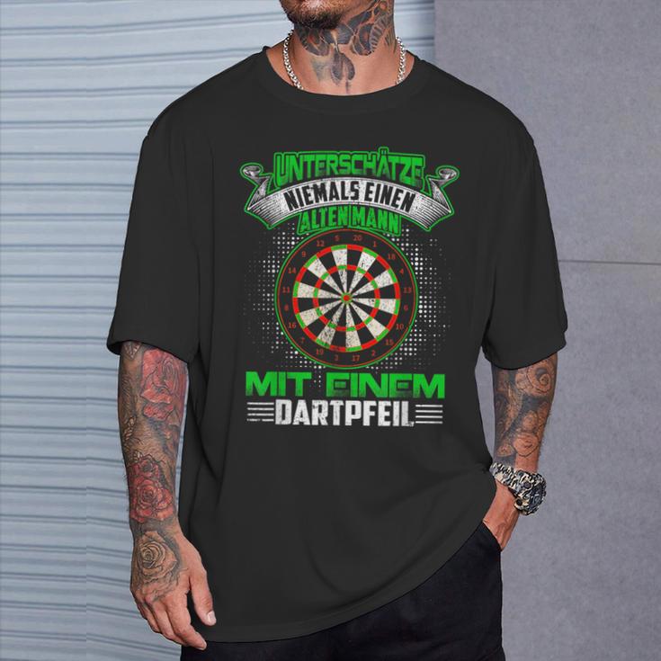 Dart Unterschätze Niemals Ein Alten Darter T-Shirt Geschenke für Ihn