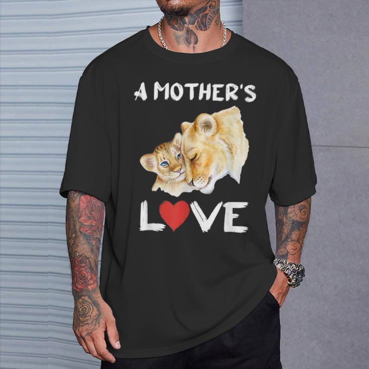 Das Liebeskind Einer Mutter Löwin Cub T-Shirt Geschenke für Ihn