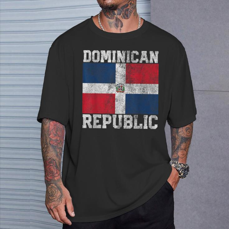 Dominican Republic Flag Family Pride Country Vintage T-Shirt Gifts for Him