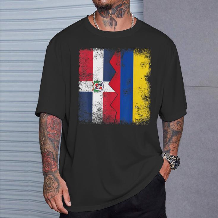 Dominican Republic Roots Half Colombian Flag Colombia T-Shirt Gifts for Him