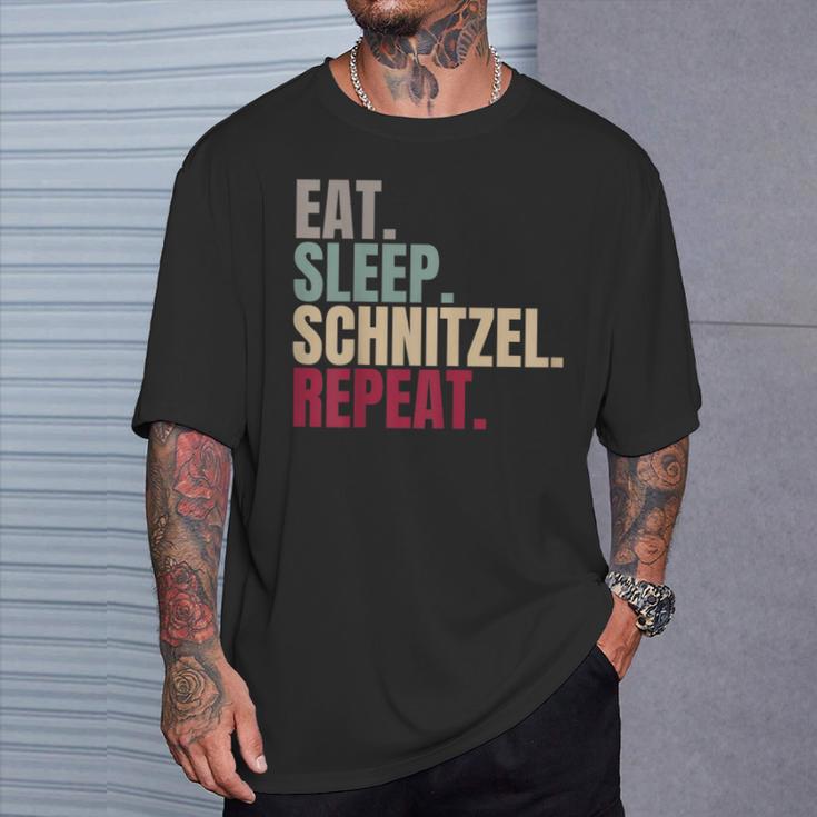 Eat Sleep Schnitzel Repeat T-Shirt Geschenke für Ihn