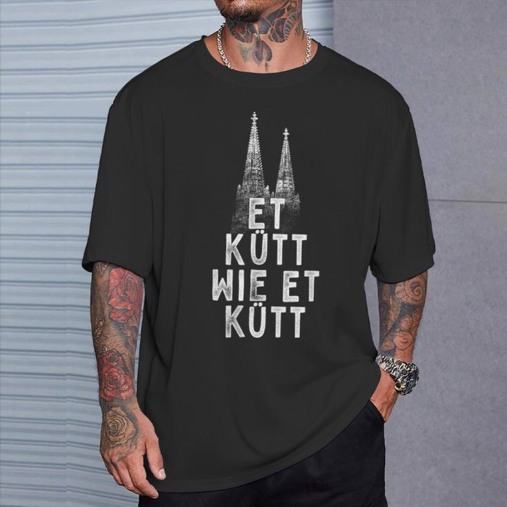 Et Kütt Wie Et Kütt Kölsches Grundgesetz Cologne Cathedral In Cologne T-Shirt Geschenke für Ihn