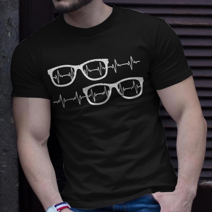 Eyeglass Heartbeat Optician Eye Doctor Ophthalmology T-Shirt Gifts for Him