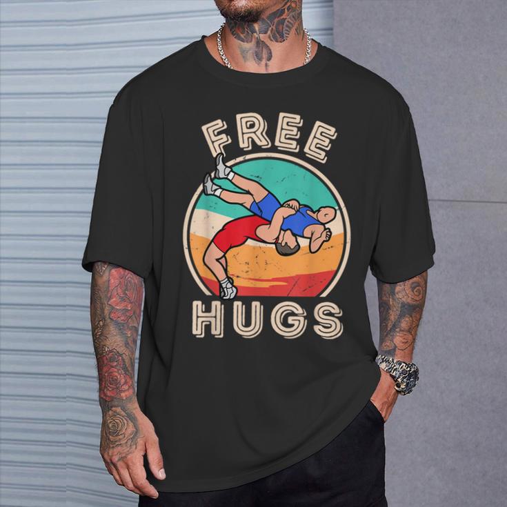 Free Hugs Wrestling Wrestling Coach Vintage Wrestle T-Shirt Gifts for Him