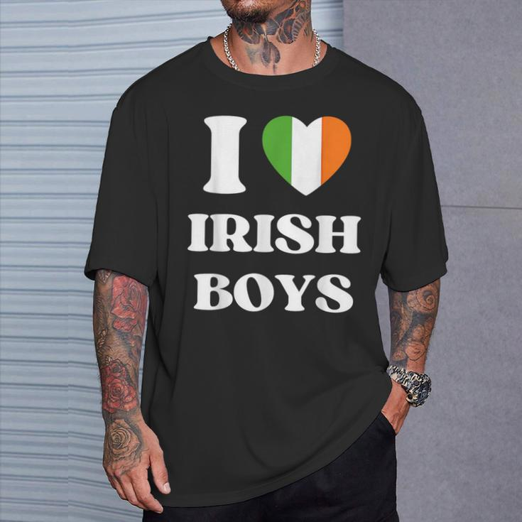 I Love Irish Boys I Red Heart British Boys Ireland T-Shirt Gifts for Him