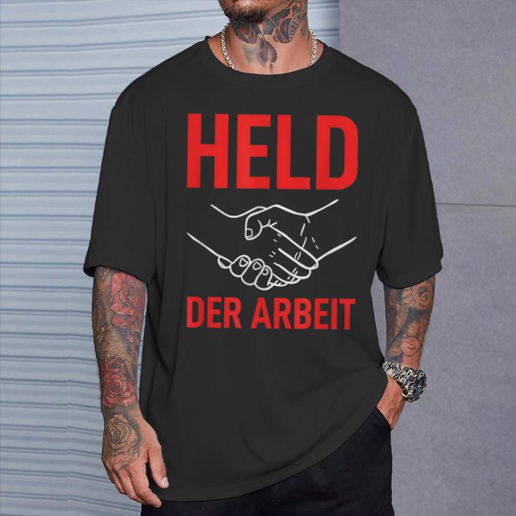 Held Der Arbeit Ossi Idea East Germany T-Shirt Geschenke für Ihn