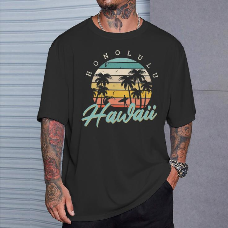 Honolulu Hawaii Surfing Oahu Island Aloha Sunset Palm Trees T-Shirt Gifts for Him