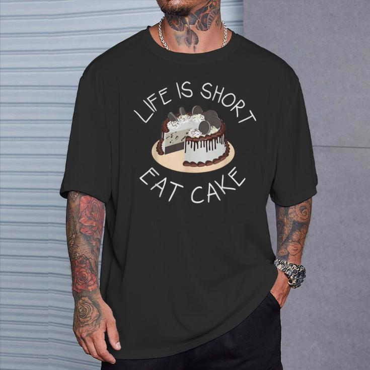 Life Is Short Eat Cake Yolo No Regrets T-Shirt Gifts for Him
