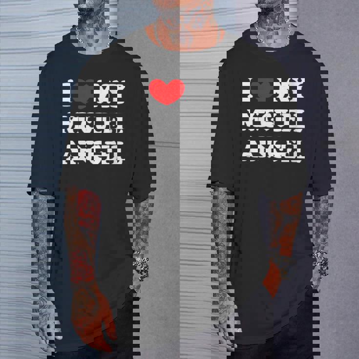 I Love My Miguel-Angel Amo A Mi Miguel-Angel Cuello Camiseta unisex Regalos para él