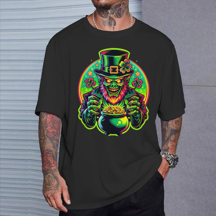 Lurking Leprechaun Lore St Patrick's Day Horror T-Shirt Gifts for Him