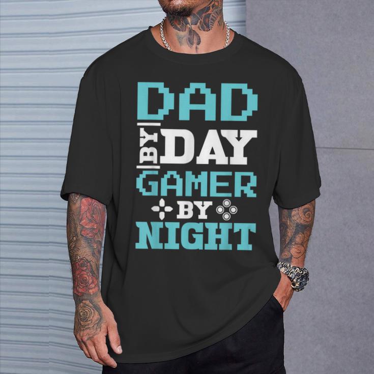 Lustiger Neuerater 2023 Erwartet Papa Papa Gamer T-Shirt Geschenke für Ihn