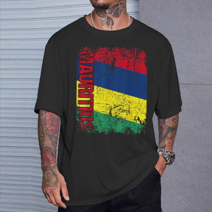 Mauritius Flag Vintage Distressed Mauritius T-Shirt Gifts for Him