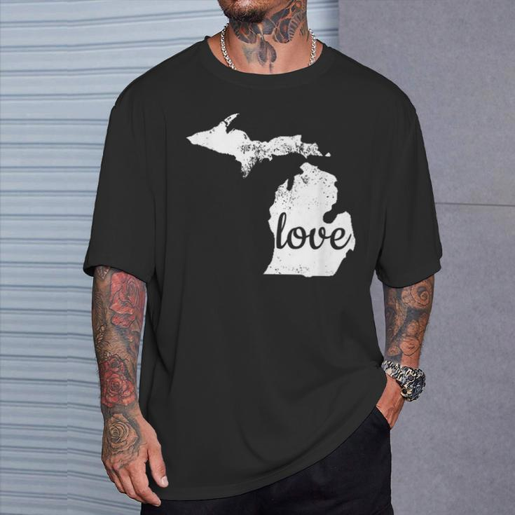 Michigan Love Mi Home State Pride Distressed T-Shirt Gifts for Him