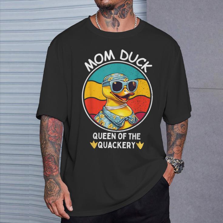 Mom Duck Queen Of The Quackery Mama Duck Mother's Day T-Shirt Gifts for Him