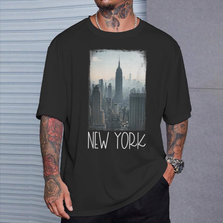 New York City Skyline Nyc New York City T-Shirt Gifts for Him