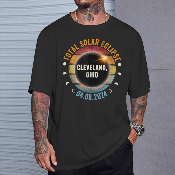 North America Total Solar Eclipse 2024 Cleveland Ohio Usa T-Shirt Gifts for Him