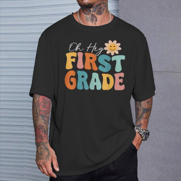 Oh Hey First Grade 1St Grade Team 1St Day Of School T-Shirt Gifts for Him