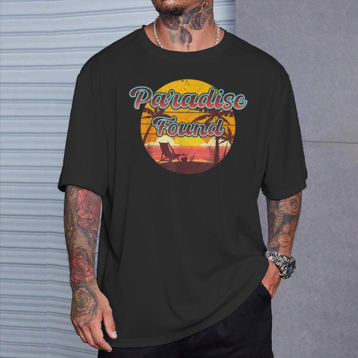 Paradise Found Retro Beach Scene Holiday Summer T-Shirt Gifts for Him