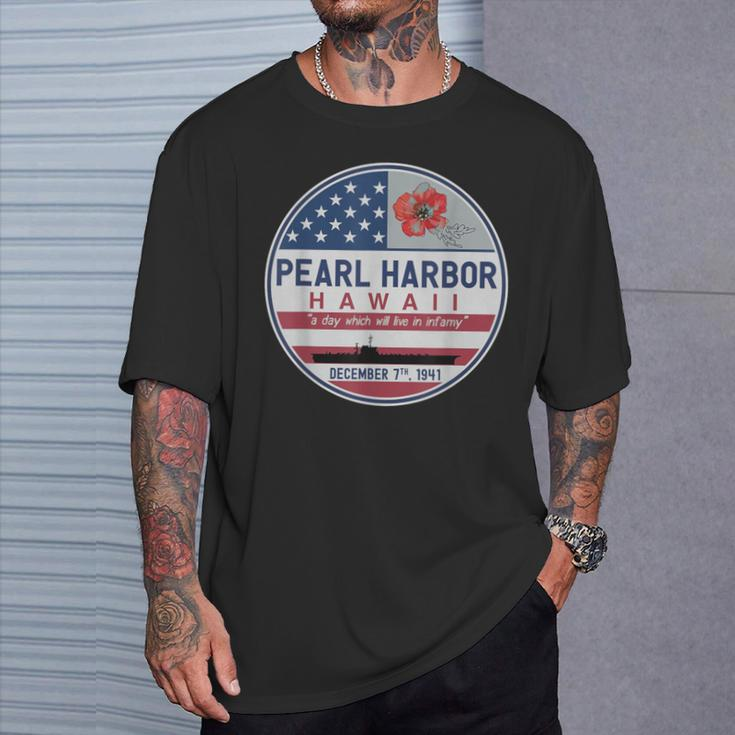 Pearl Harbor Memorial Hawaii Vintage Usa Flag Day Of Infamy T-Shirt Gifts for Him