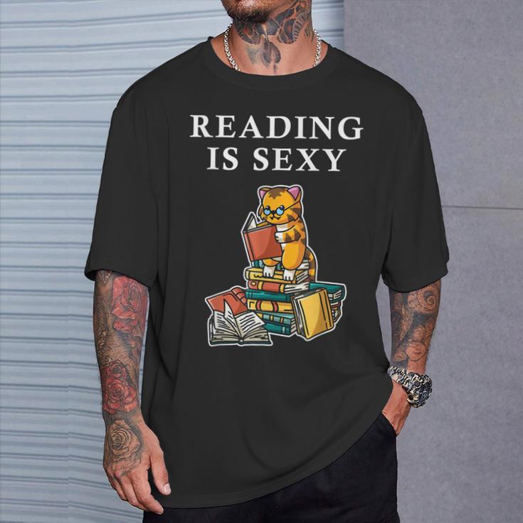 Reading Is Sexy Tiger Cat Reading Reading Women T-Shirt Gifts for Him