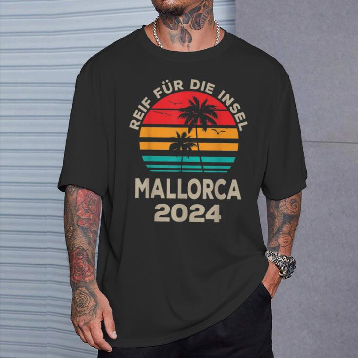 Reif Für Der Island Mallorca 2024 Palm Trees Sunset Outfit T-Shirt Geschenke für Ihn