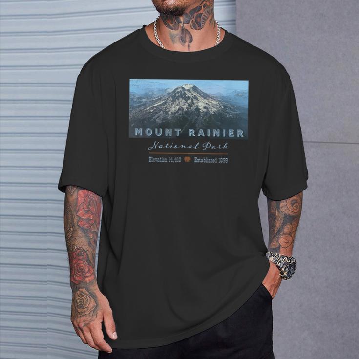 Retro Vintage Mt Rainier National Park Souvenir T-Shirt Gifts for Him