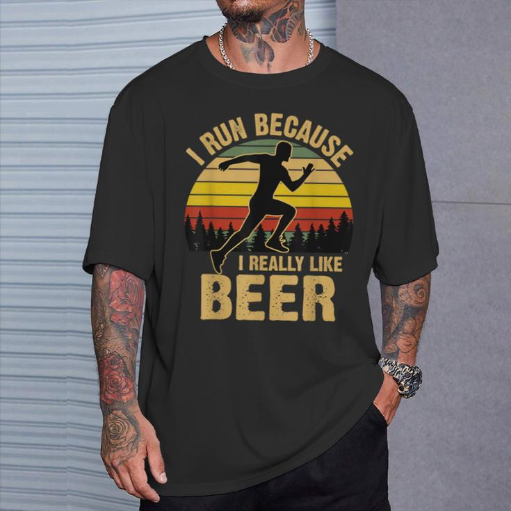 I Run Because I Really Like Beer Vintage Retro T-Shirt Gifts for Him