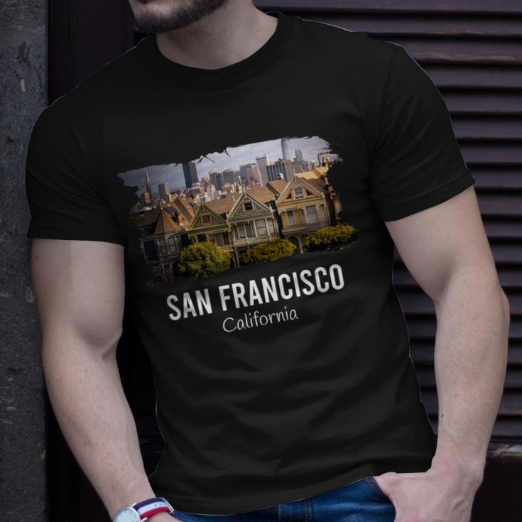 San Francisco California Skyline Painted Ladies Souvenir T-Shirt Gifts for Him