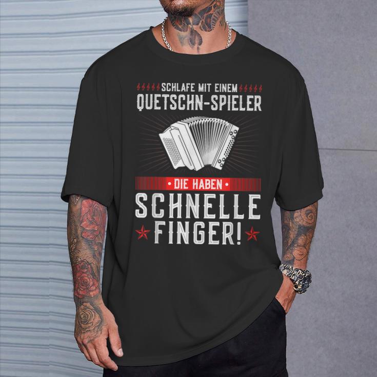 Schlafe Mit Einem Quessschn Player Styrian Harmonica T-Shirt Geschenke für Ihn