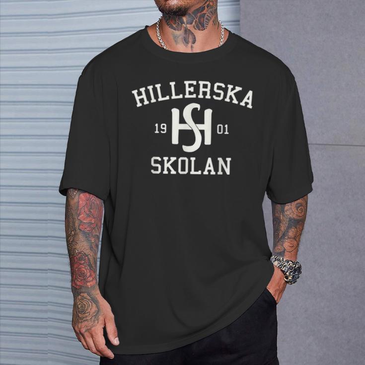 Schwarzes Hillerska Skolan 1901 T-Shirt, Historisches Design Tee Geschenke für Ihn