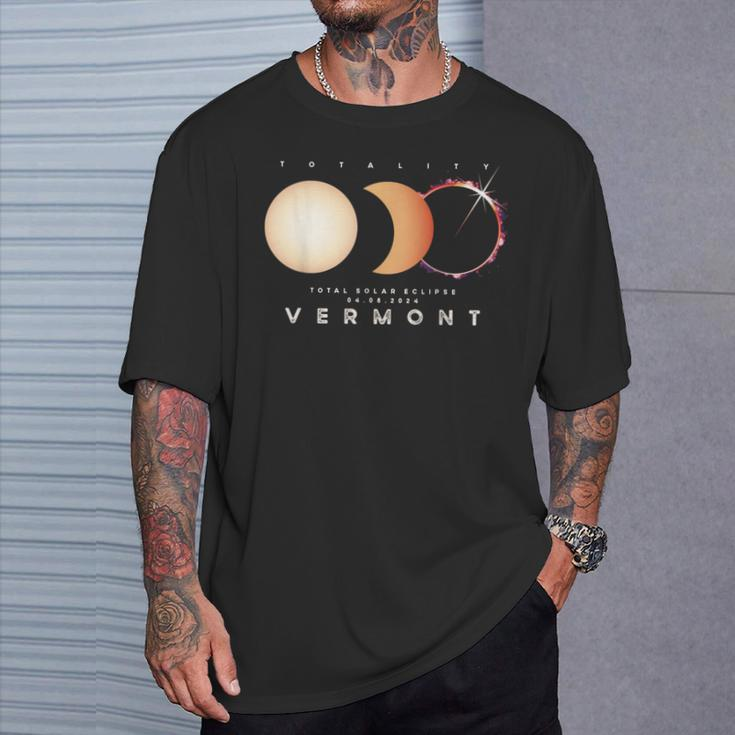 Solar Eclipse 2024 Vermont Total Eclipse American Graphic T-Shirt Gifts for Him