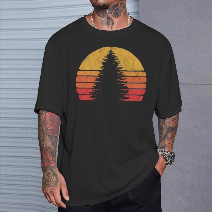 Solitary Pine Tree Sun Vintage Retro Outdoor Graphic Pullover T-Shirt Gifts for Him