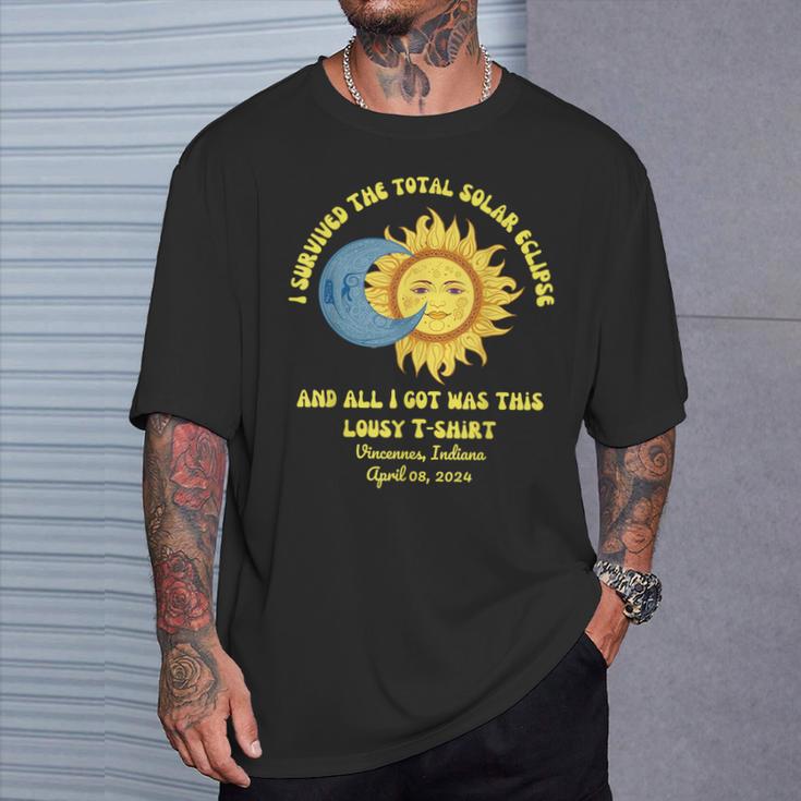 Total Solar Eclipse Vincennes Indiana April 8 2024 Retro T-Shirt Gifts for Him