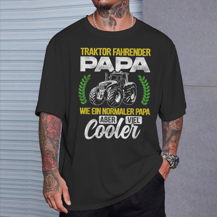 Tractor Fahrender Papa Wie Ein Normaler Papa Aber Cooler T-Shirt Geschenke für Ihn