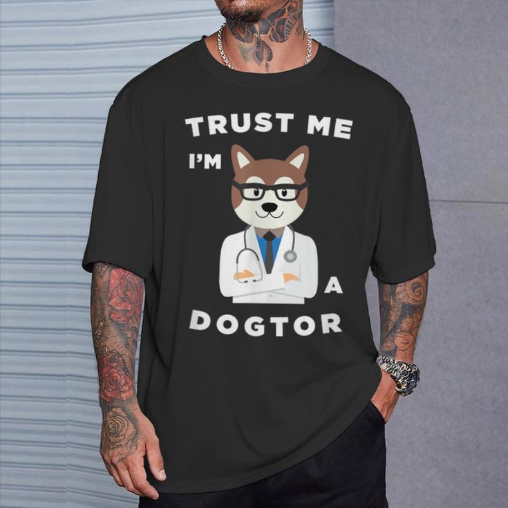 Trust Me I'm A Dogtor Dog Doctor Lover Veterinarian T-Shirt Gifts for Him