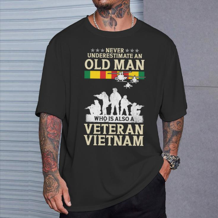 Never Underestimate An Old Man Vietnam Veteran Flag Retired T-Shirt Gifts for Him