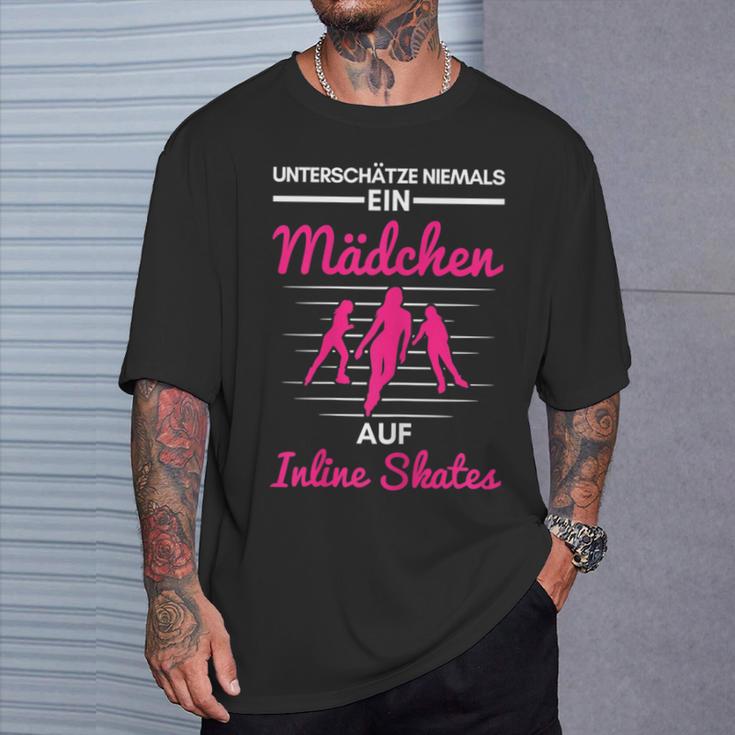 Underschätze Nie Mädchen Auf Inline Skates Inline Skating T-Shirt Geschenke für Ihn