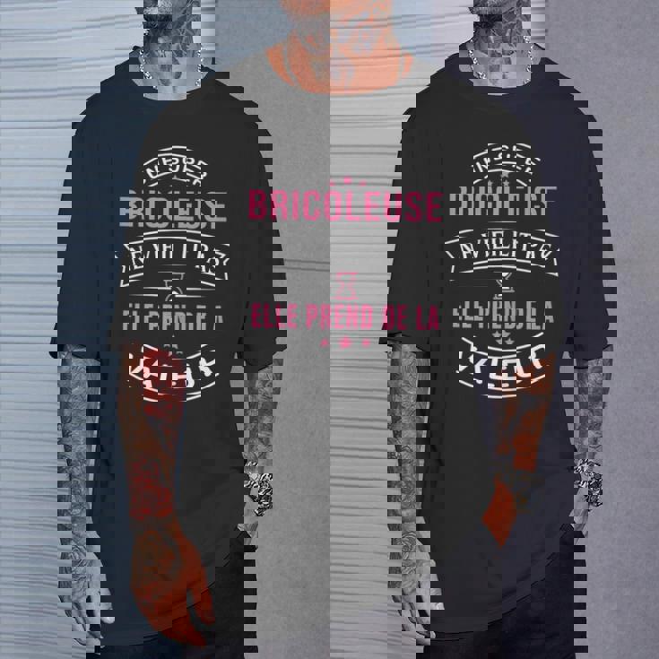 Une Super Bricoleuse Neieillit Pas Cadeau Bricoleuse T-Shirt Cadeaux pour lui
