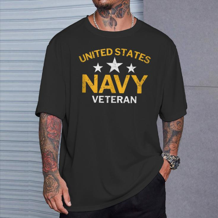 United States Navy Veteran With Stars Distressed T-Shirt Gifts for Him