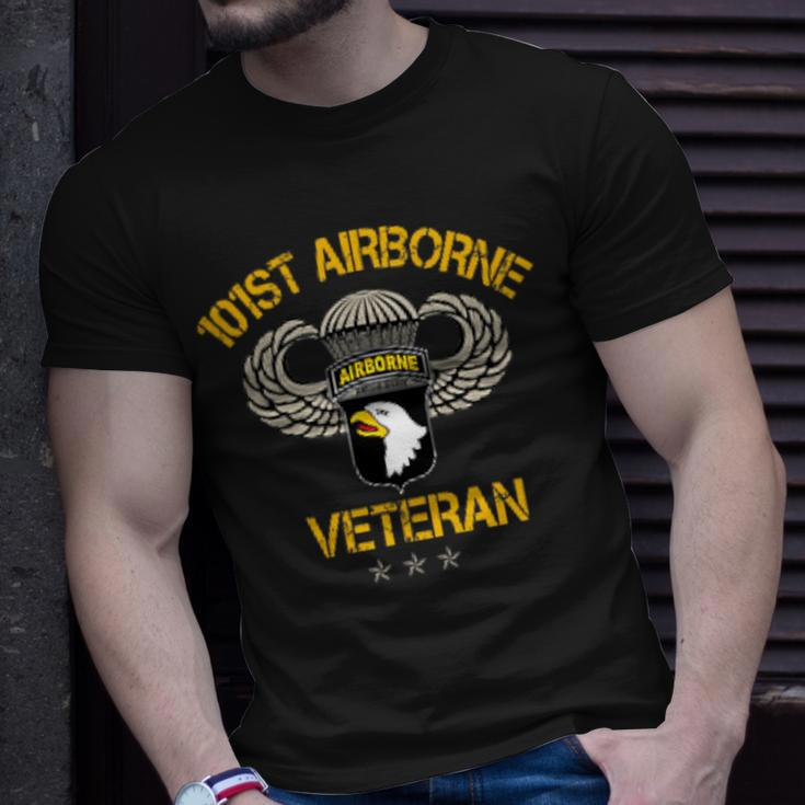 US Army 101St Airborne Division Paratrooper Veteran Vintage T-Shirt Gifts for Him