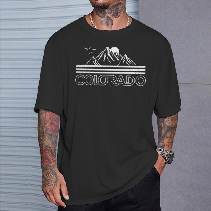 Vintage Colorado Mountains Retro Prin T-Shirt Gifts for Him