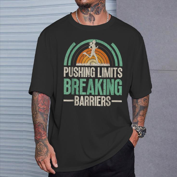 Vintage Pushing Limits Breaking Barriers Athlete Race Marath T-Shirt Gifts for Him