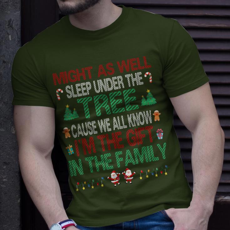 Gonna Go Lay Under Tree To Remind My Family Humorous Xmas T-Shirt Gifts for Him